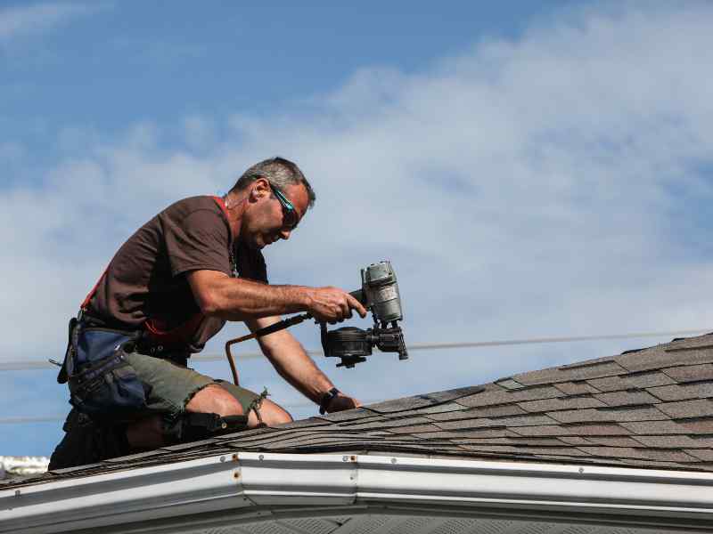 What is the Meaning of Roofing Services?